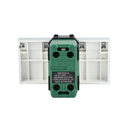 สวิตช์ 2 ทาง 3 ช่อง PANASONIC WEG5512 MW สีเงิน_2