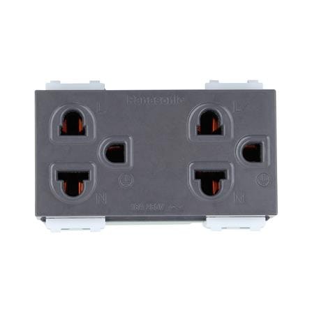เต้ารับคู่ 3 ขา มีม่านนิรภัย PANASONIC WEG15829H ส...