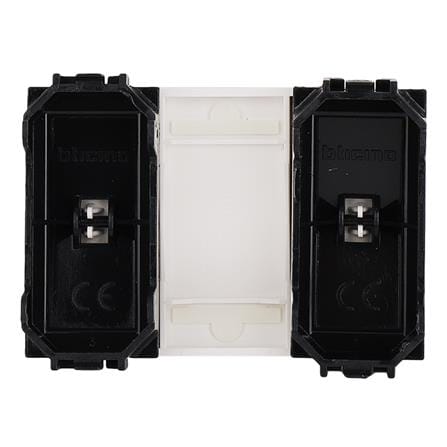 ฝาปิดช่องว่าง 3 ช่อง BTICINO LIVING LIGHT SN4911K3F สีขาว_2