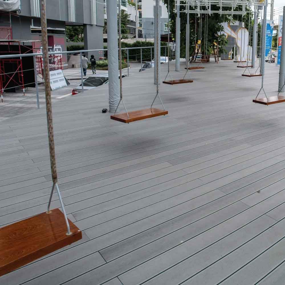 ไม้พื้นกลวง THAISUN SWB03 2.5x13.5x240 ซม. สีเทา