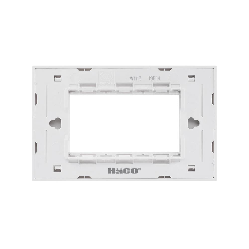 หน้ากาก 3 ช่อง HACO W1113-H สีขาว