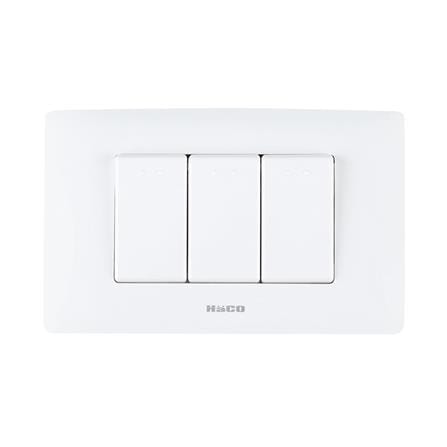 ชุดสวิตช์ 1 ทาง 3 ช่อง HACO AP-S31  สีขาว