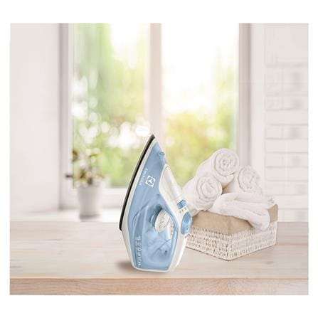 เตารีดไอน้ำ ELECTROLUX ESI4017 250มิลลิลิตร_1