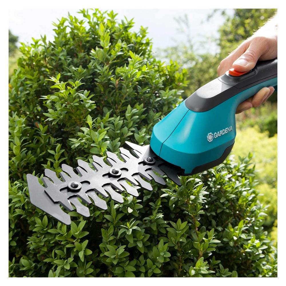 เครื่องแต่งพุ่มไม้ไร้สาย (พร้อมแบตเตอรี่) GARDENA ACCUCUT LI 3.6 โวลต์
