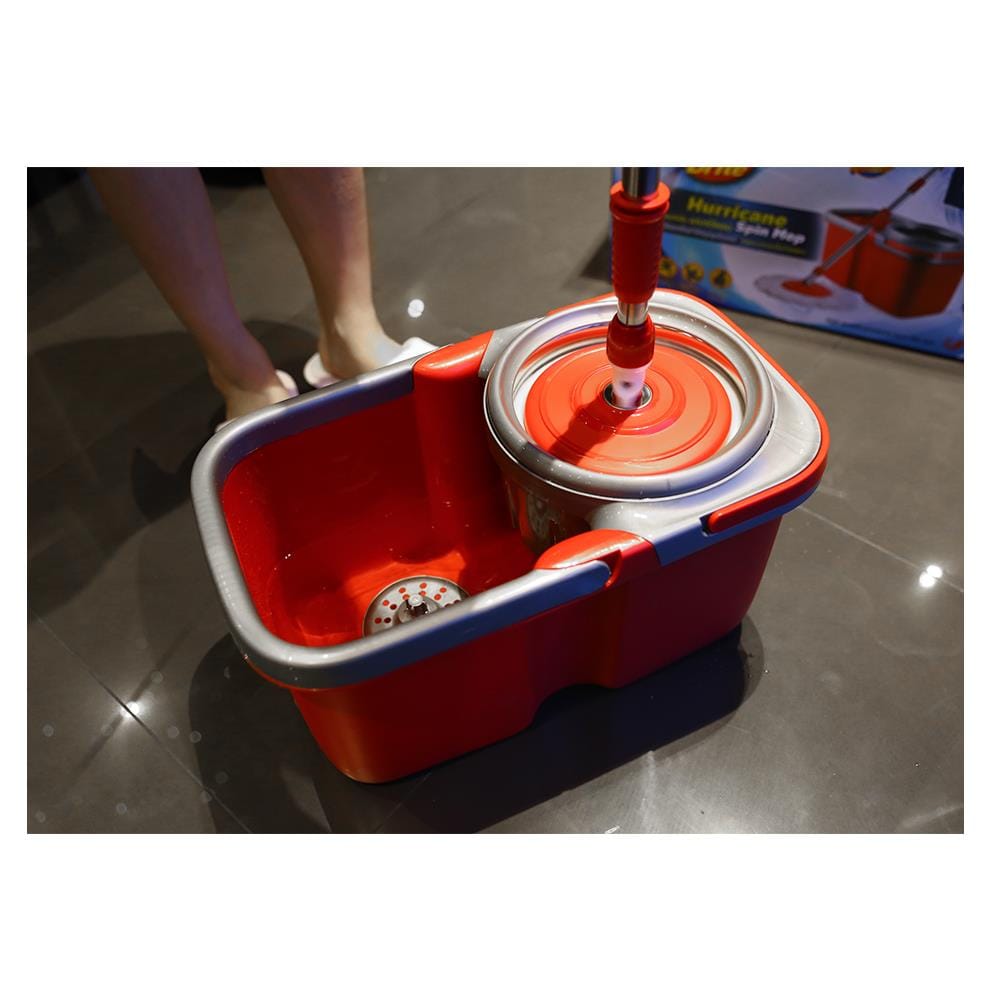 ชุดอุปกรณ์ถังปั่นพร้อมไม้ม็อบ POLY-BRITE HURRICANE สีแดง