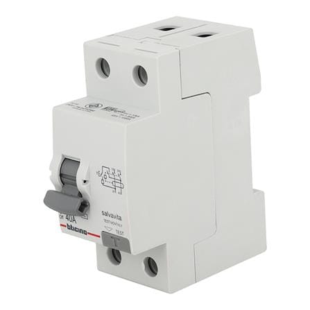 เมนเซอร์กิตเบรกเกอร์ 40 แอมป์ พร้อมกันไฟดูด/กันไฟรั่ว 2 โพล 1 เฟส BTICINO GE723_1