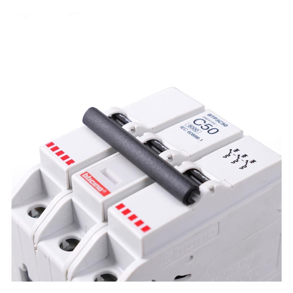 เซอร์กิตเบรกเกอร์ 3 โพล 3 เฟส BTICINO BTP3C50 50 แอมป์