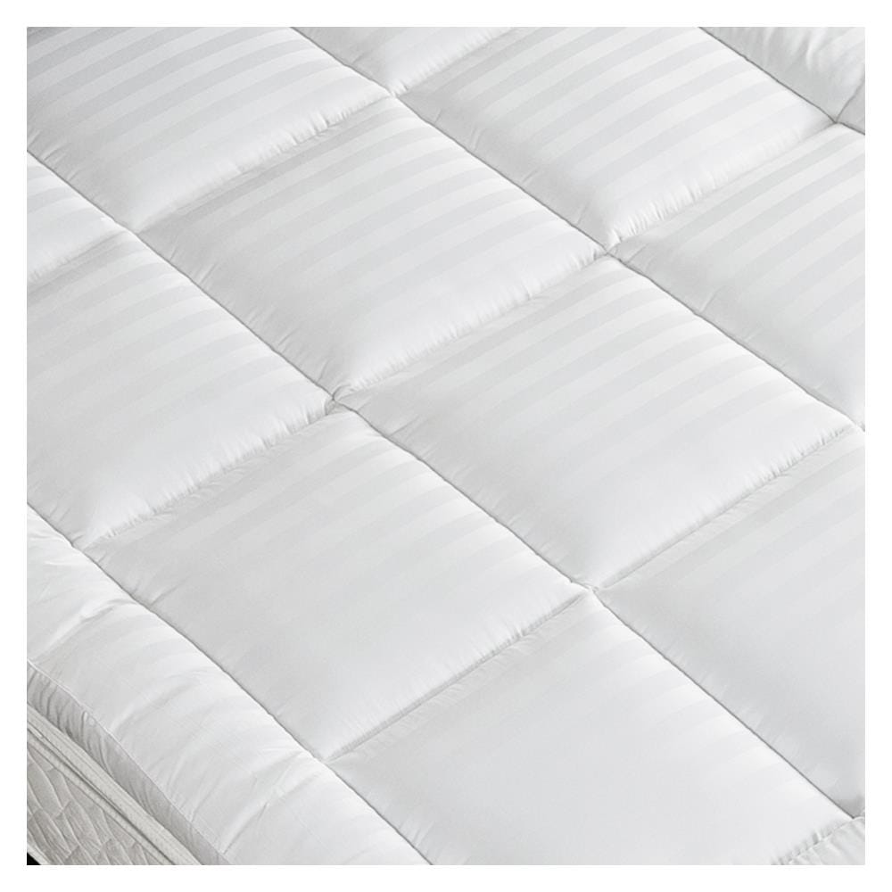 แผ่นรองนอน 5 ฟุต LUCKY MATTRESS PREMIUM SOFT สีขาว