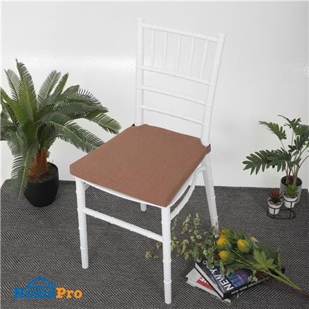 เบาะรองนั่ง HOME LIVING STYLE TRAPEZ 15x15 นิ้ว สีน้ำตาล_4