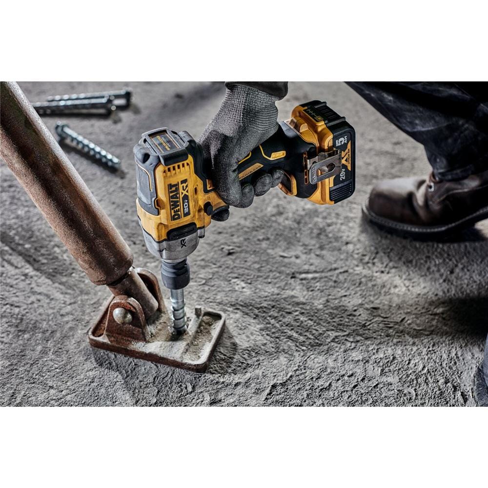 บล็อกกระแทกไร้สาย (พร้อมแบตเตอรี่) DEWALT DCF891P1T-B1 20 โวลต์