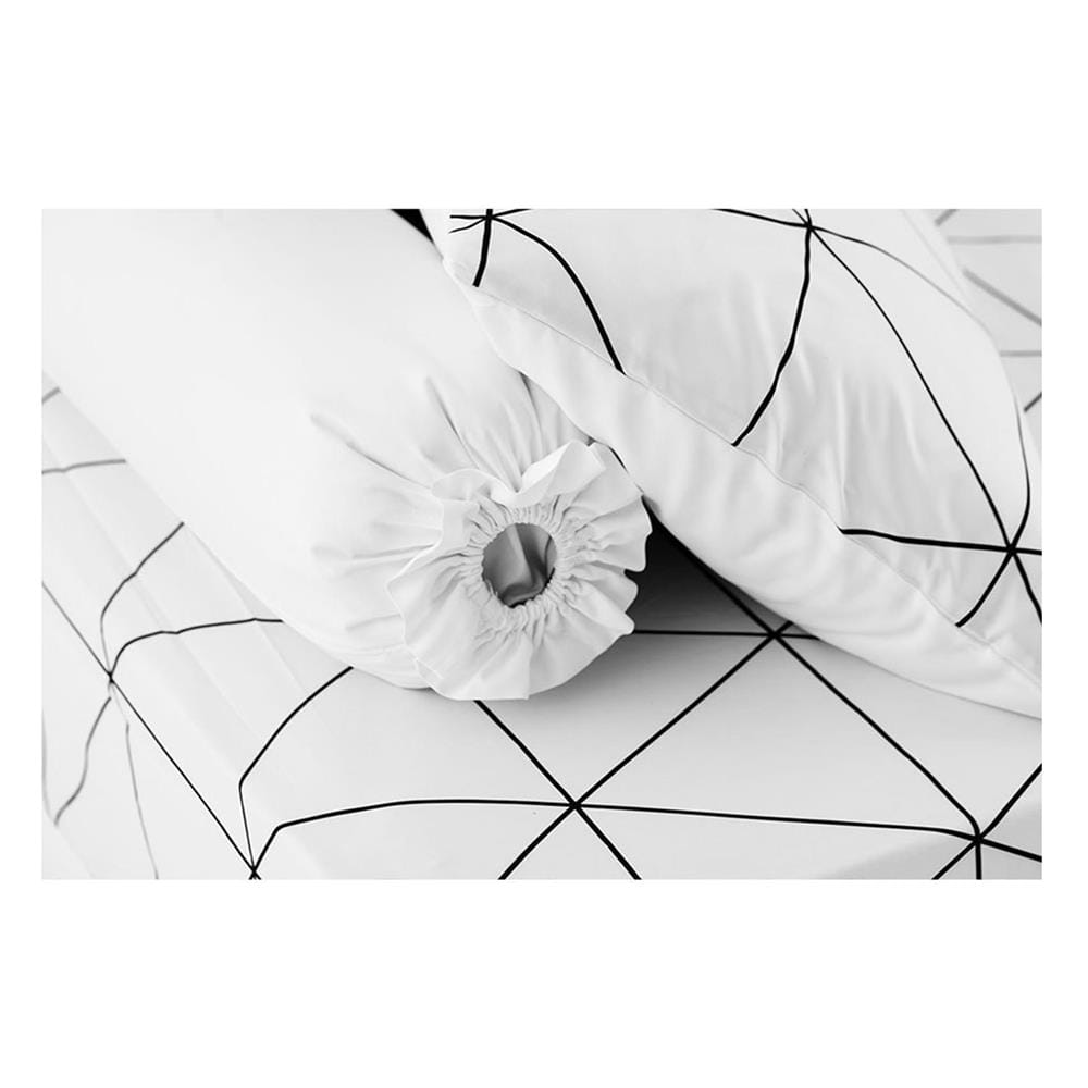 ชุดผ้าปูที่นอน 6 ฟุต 5 ชิ้น LOTUS BLACK&WHITE LI-BW 01W