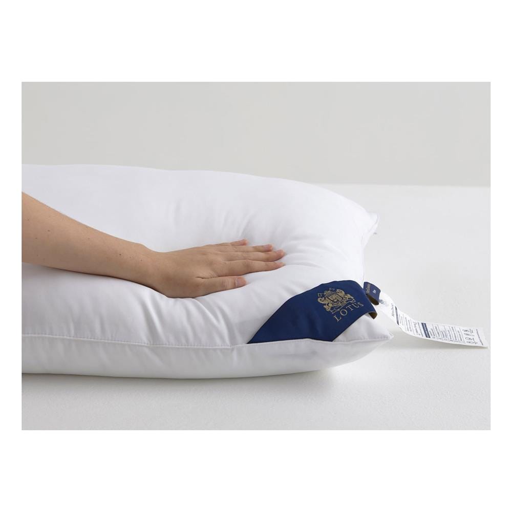 หมอนหนุน ไมโครไฟเบอร์ LOTUS MICRODOWNIA MEDIUM 20x30 นิ้ว สีขาว