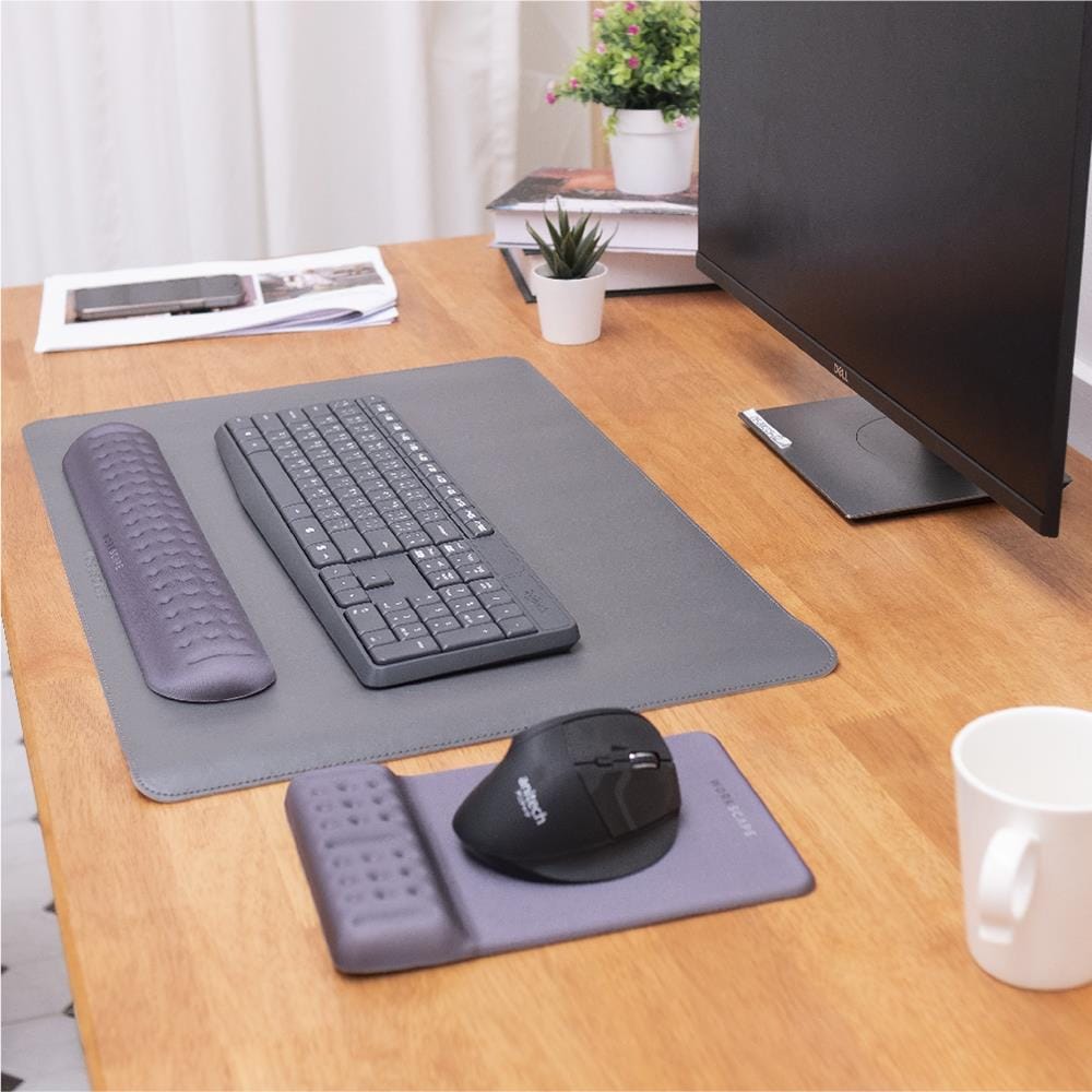 แผ่นรองโต๊ะทำงาน WORKSCAPE WAH-00013 สีเทา