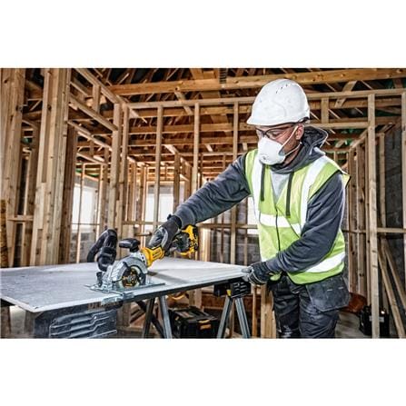 เครื่องเลื่อยวงเดือนไร้สาย (เฉพาะตัวเครื่อง) DEWALT DCS571N-KR 20 โวลต์_6