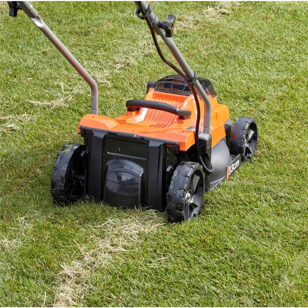 รถตัดหญ้าไร้สาย (พร้อมแบตเตอรี่) BLACK&DECKER BCMW33184L2-QW