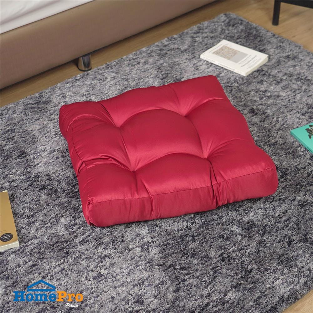 เบาะรองนั่ง HOME LIVING STYLE SATINY 22X22 นิ้ว สีแดง