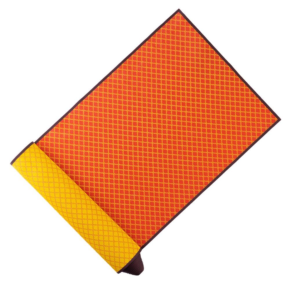 เสื่อวัด THA-WAI CLASSIC 150X1000 ซม. สีแดง/เหลือง