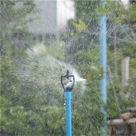 สปริงเกอร์ใบสเตนเลส หมุนรอบ พร้อมวาล์ว PVC TOWAI 1/2 นิ้ว แพ็ก 100 ชิ้น_1