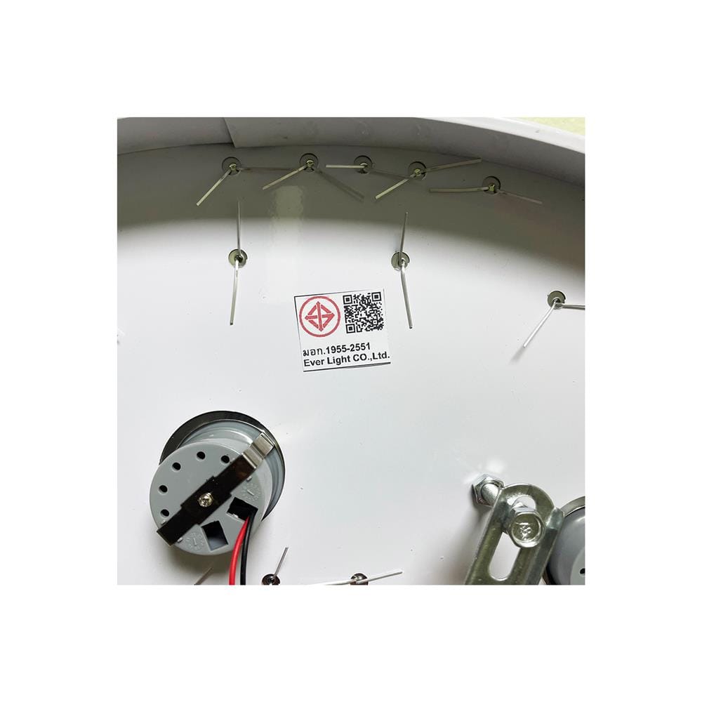 ไฟถาด LED CARINI CFC-11074 32 วัตต์ DAYLIGHT/COOL WHITE/WARM WHITE สีขาวใส 4 หัว