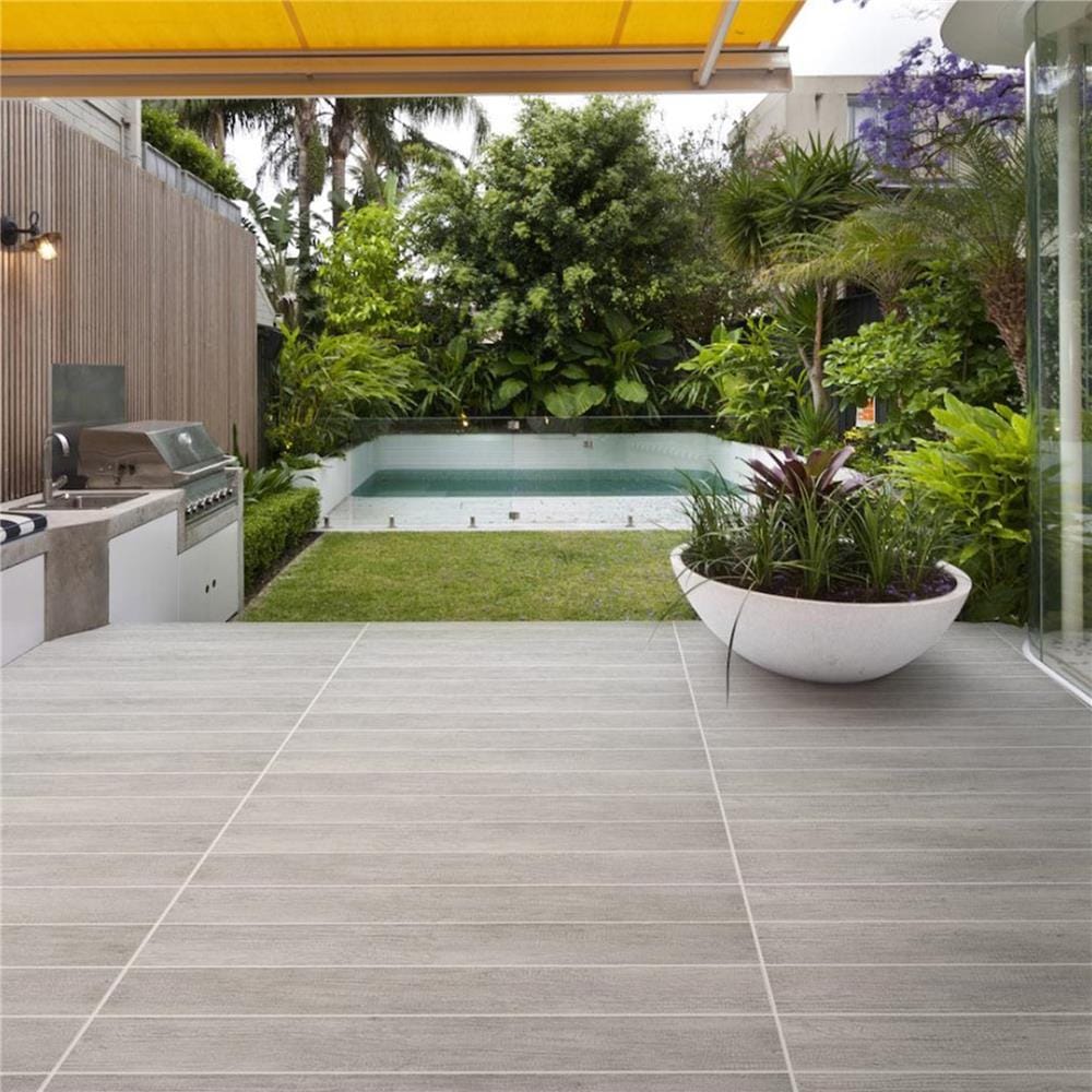 กระเบื้องพื้นพอร์ซเลน 20x120 ซม. COTTO วู้ดคราฟต์แอช เทา HYG PM 0.96 ตร.ม.