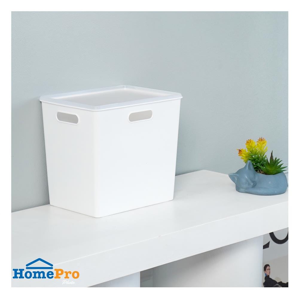 กล่องเก็บของมีฝา STACKO BT25-2 19.1x26.4x23 ซม. สีขาว