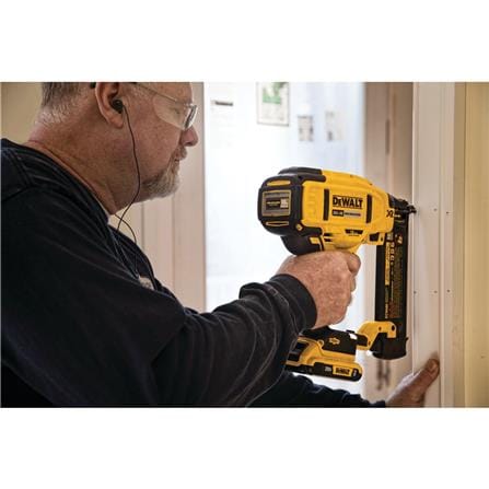 เครื่องยิงตะปูไร้สาย (เฉพาะตัวเครื่อง) DEWALT DCN680B 18 โวลต์ (สูงสุด 20 โวลต์)_7