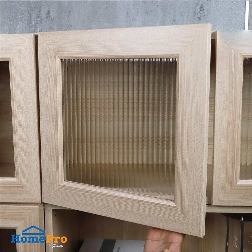 บานเดี่ยว FURDINI KEEPER PATTERNED GLASS 39.7X39.6 ซม. สี PINE OAK