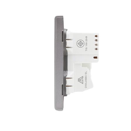 ชุดเต้ารับเดี่ยว 3 ขา พร้อม USB และ TYPE-C SAHN D10LUSBC-SL สีเงิน_4