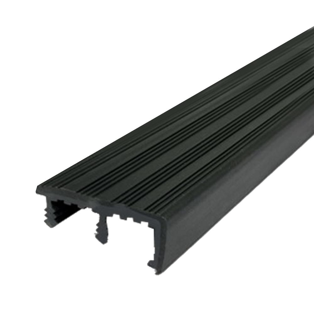 จมูกบันได PVC จระเข้ พลัส ไมโครแบน 2 ม. สีดำลิกไนต์