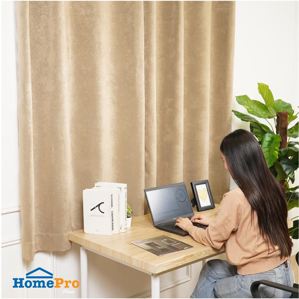 ผ้าม่าน EYELET HOME LIVING STYLE WELL UV 140X160 ซม. สีน้ำตาล