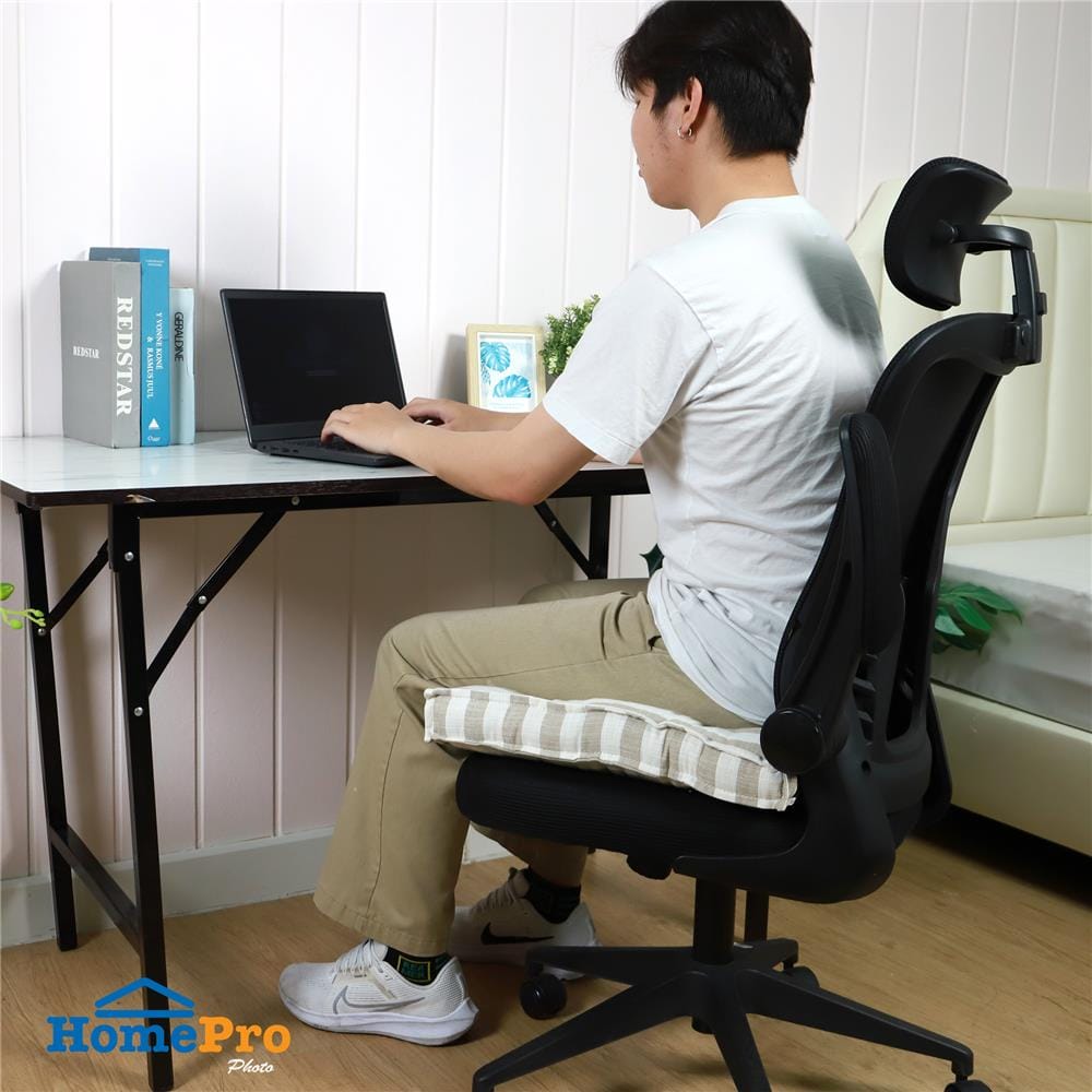 เบาะรองนั่ง HOME LIVING STYLE WAY 18X18 นิ้ว สีน้ำตาล