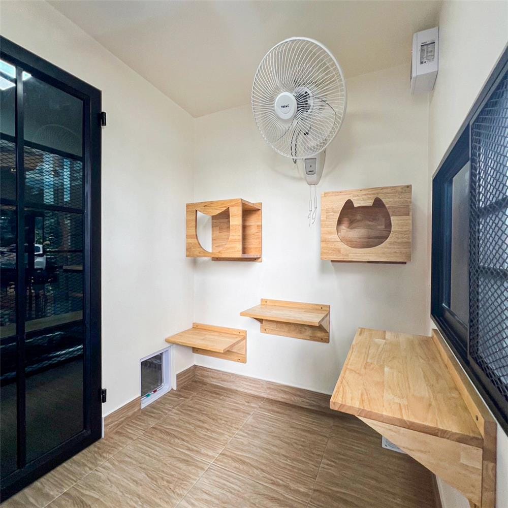 บ้านหมา บ้านแมว T.C. DOGHOUSE 18 CLASSIC 150x250x200 ซม.