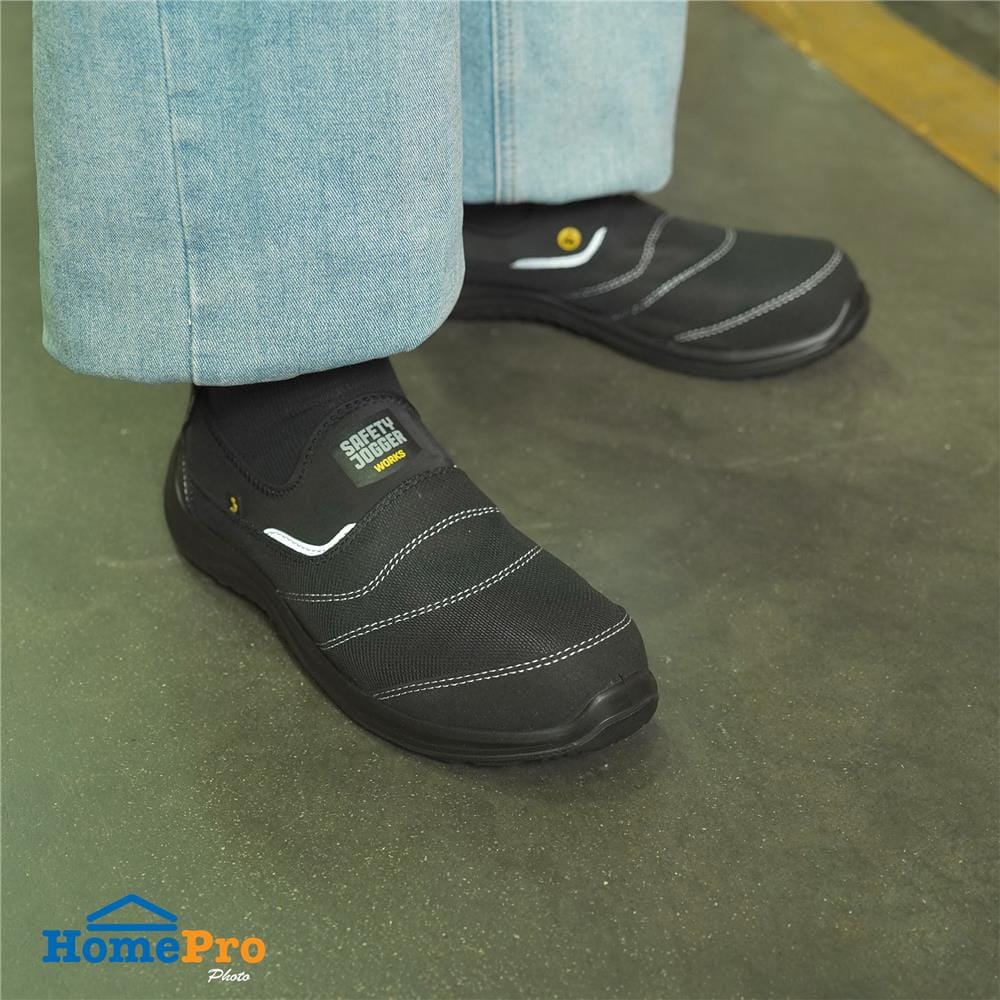รองเท้านิรภัย SAFETY JOGGER YUKON เบอร์ 43 สีดำ