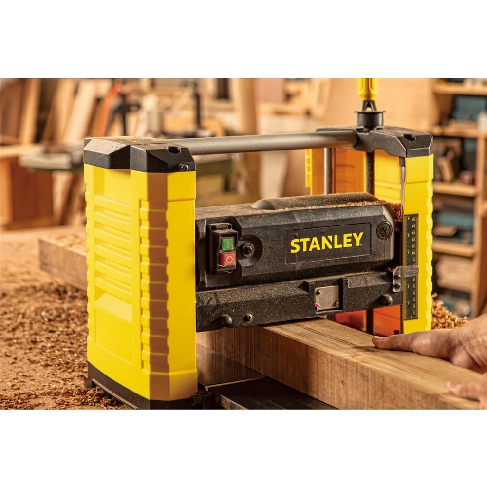 เครื่องรีดไม้ STANLEY STP18-B1 12.5 นิ้ว 1800 วัตต์