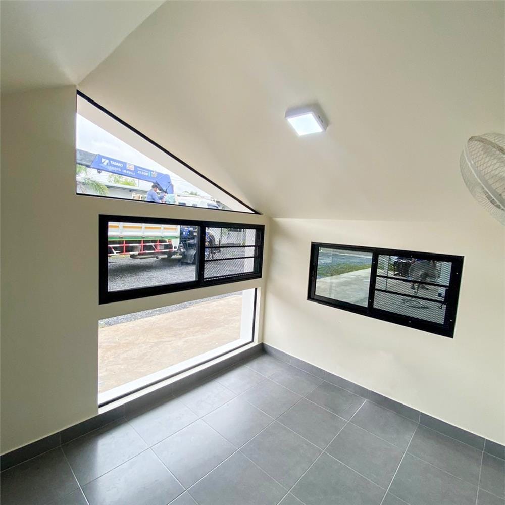 บ้านกระต่าย T.C. DOGHOUSE 11 NORDIC 280x300x240 ซม.
