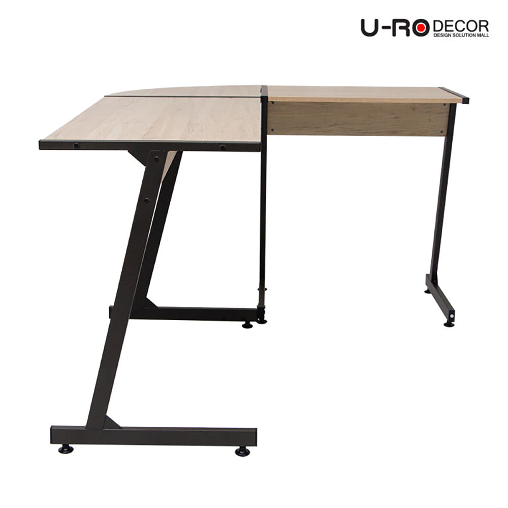 โต๊ะทำงาน U-RO DECOR L-SHAPED PLUS 147 ซม. สีโอ๊ค