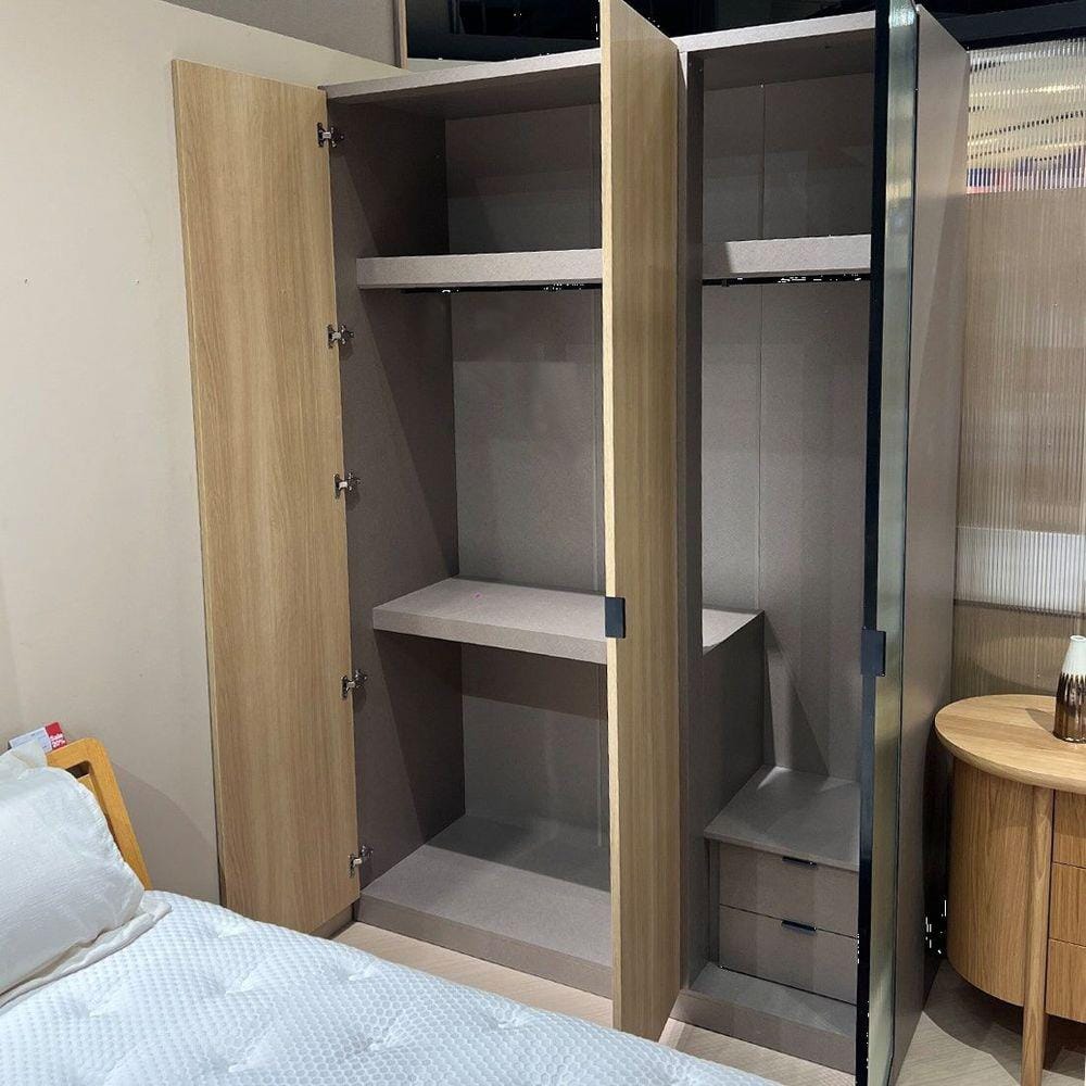 ตู้เสื้อผ้า 3 บานเปิด SB FURNITURE VALLEY 19236035 150 ซม. สีน้ำตาลอ่อน