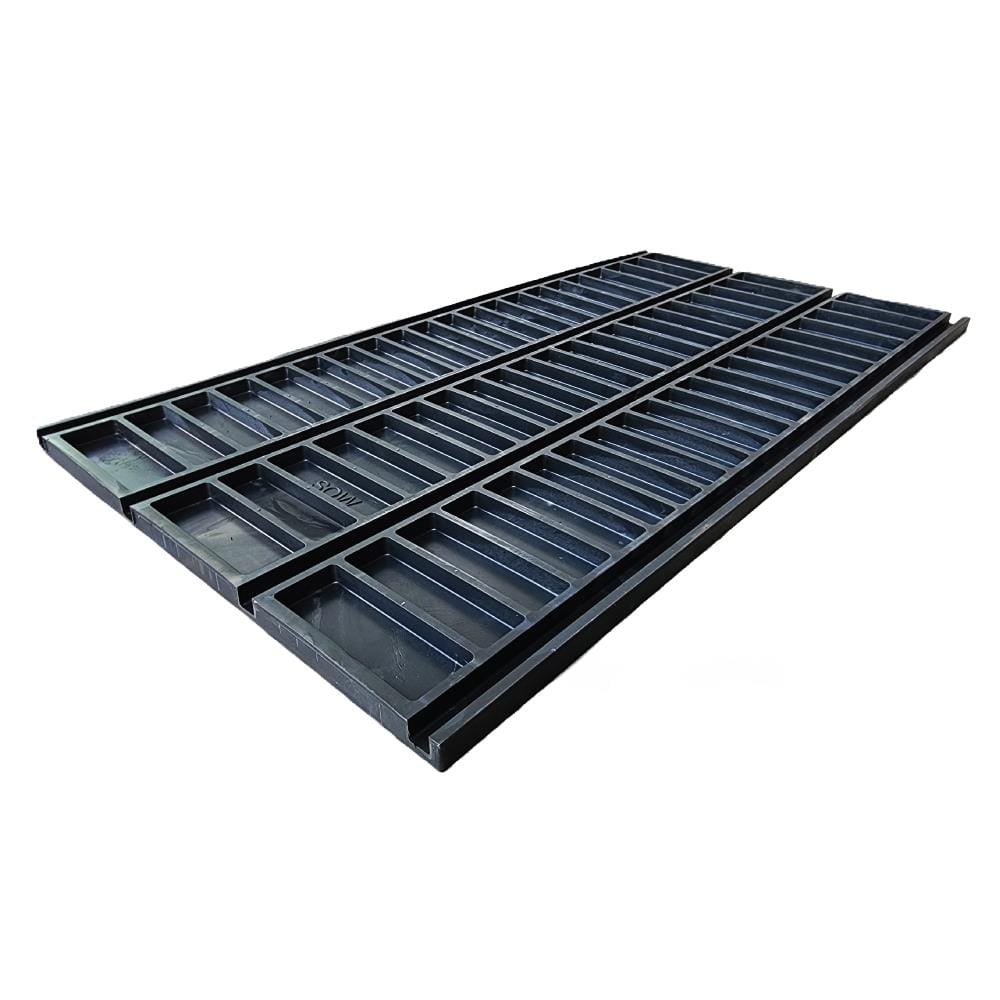 ไม้แบบพลาสติกหล่อท้องคาน SON OF WOOD FI 62X150X2.5 ซม. สีดำ