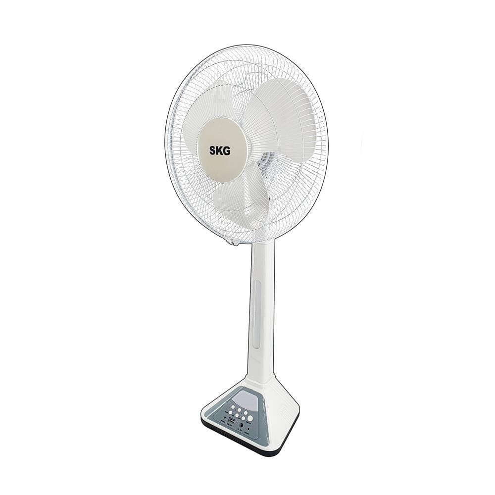พัดลมโซล่าเซลล์ 14 นิ้ว SKG SK-1105L สีขาว