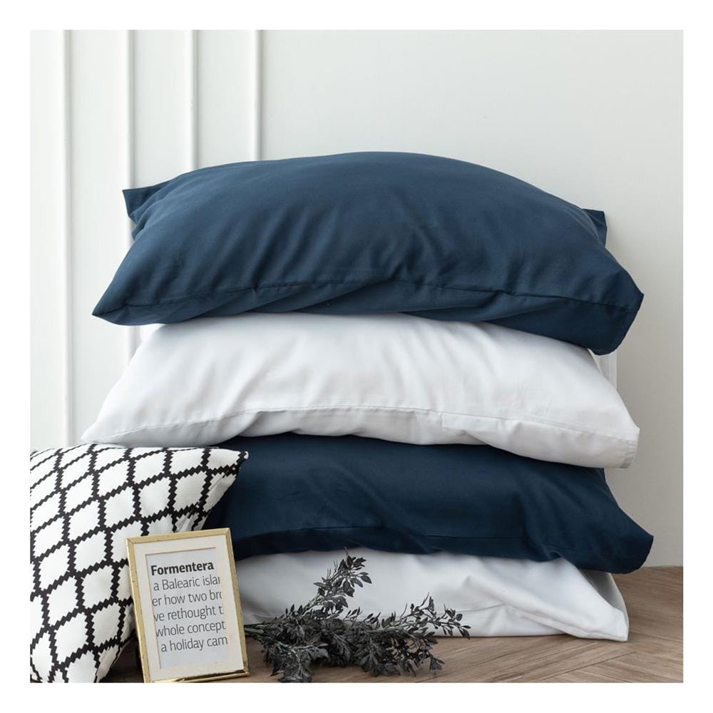 ชุดผ้าปูที่นอน 6 ฟุต (ชุด 6 ชิ้น) SANTA BEDDING สี WHITE/NAVY BLUE