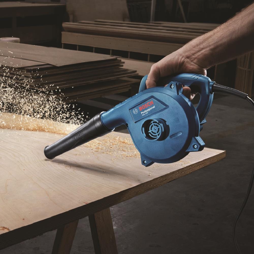 เครื่องเป่าลม BOSCH GBL 650