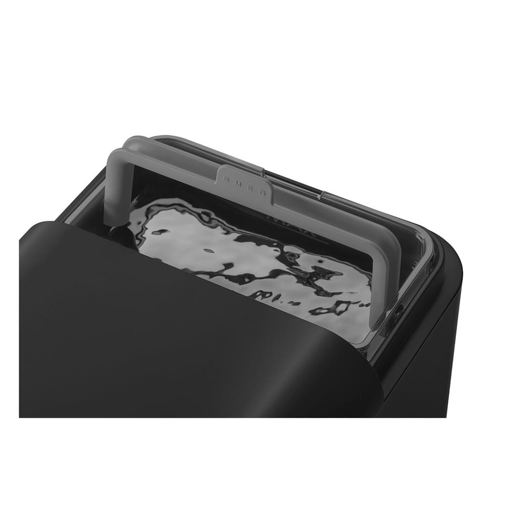 เครื่องชงกาแฟเอสเพรสโซ SMEG BCC02BLMEU สีเทา/ดำ