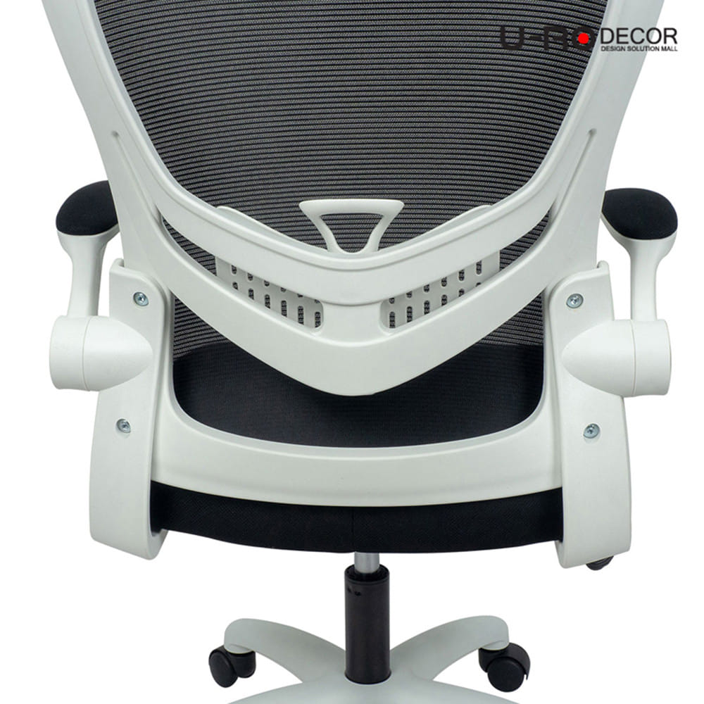 เก้าอี้สำนักงาน U-RO DECOR GARDA สีดำ