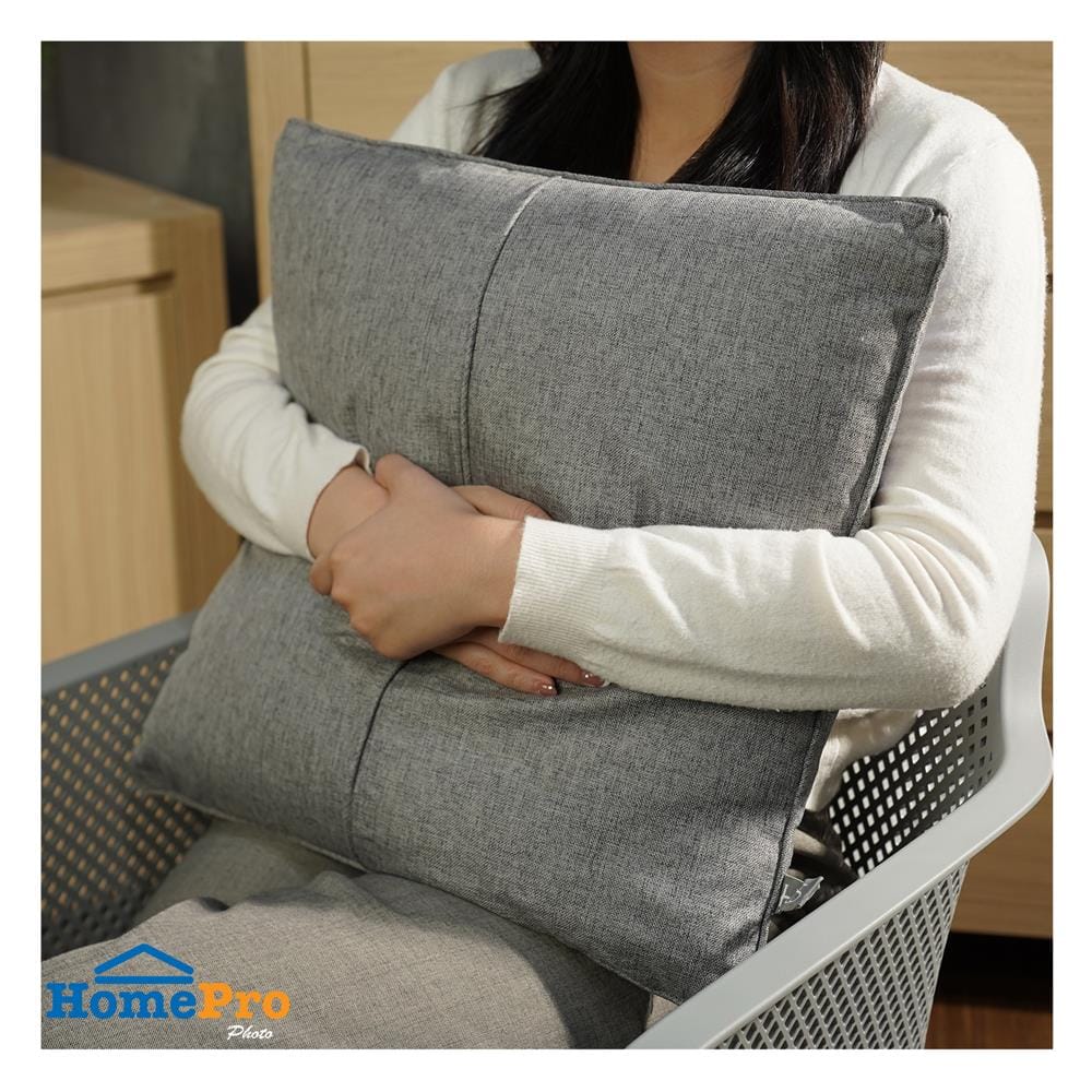 หมอนอิง HOME LIVING STYLE MASTER 18x18 นิ้ว สีเทา
