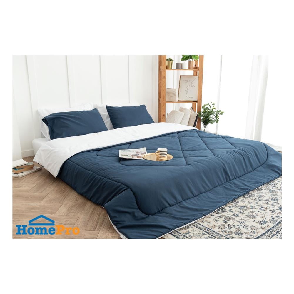 ผ้านวม SANTA BEDDING 100x90 นิ้ว สี WHITE/NAVY BLUE