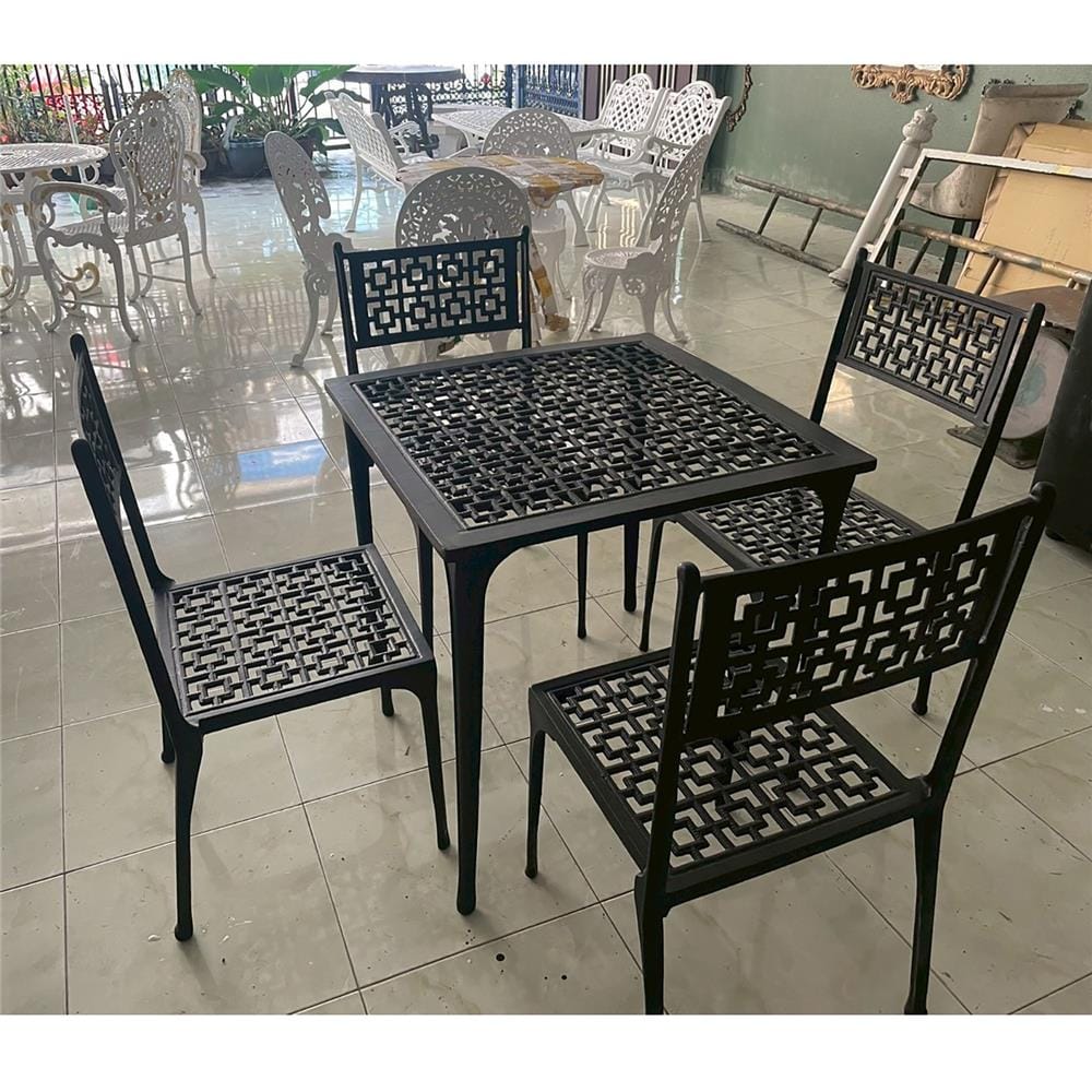 ชุดสนาม 4 ที่นั่ง AUNCHISAALLOY 70x70x70 ซม. สีดำ