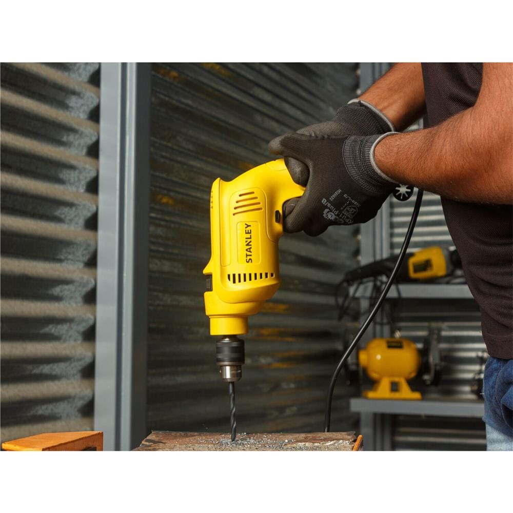 สว่านกระแทก STANLEY SDH550N-B1 550 วัตต์