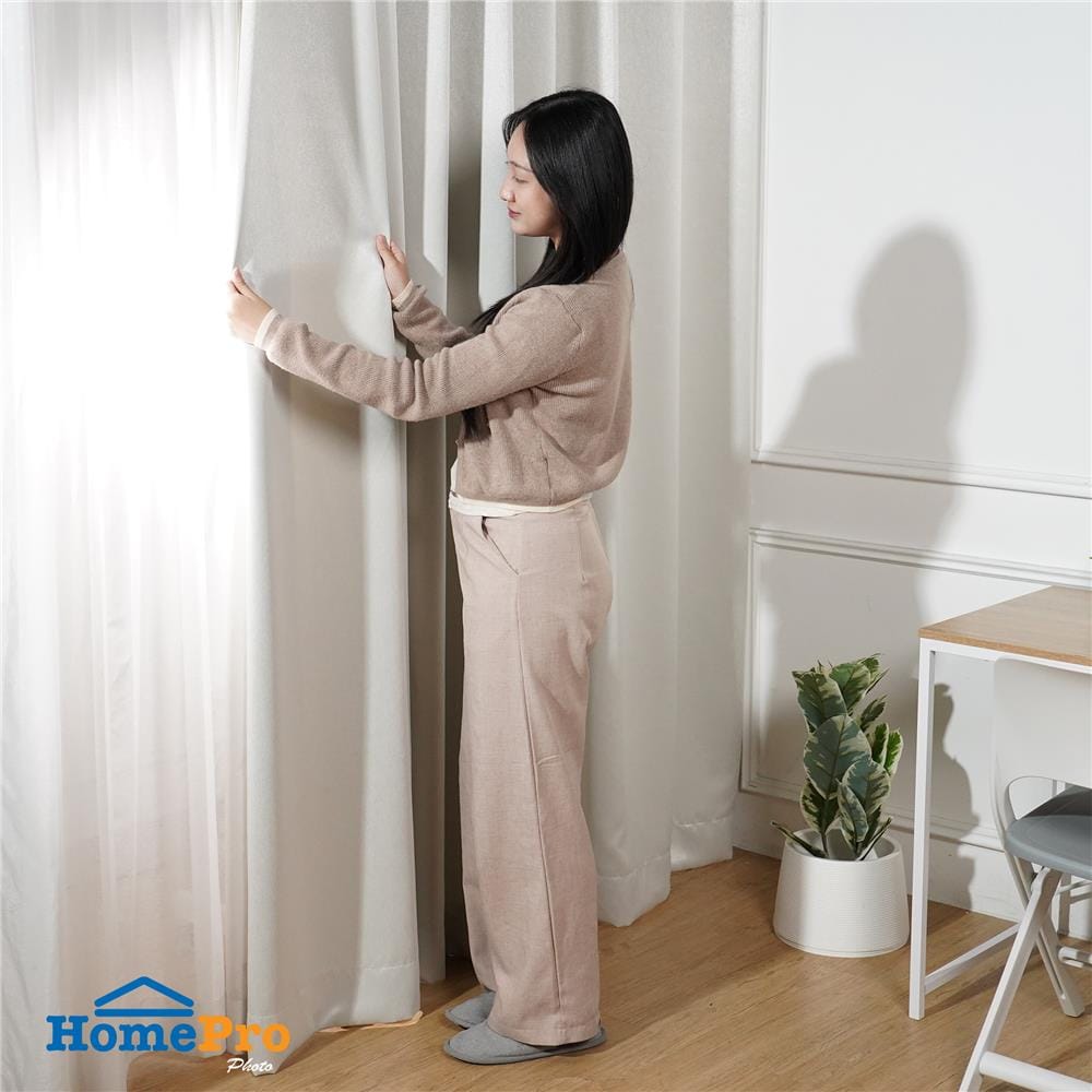 ผ้าม่าน EYELET HOME LIVING STYLE SOFIA UV 310x220 ซม. สีเงิน