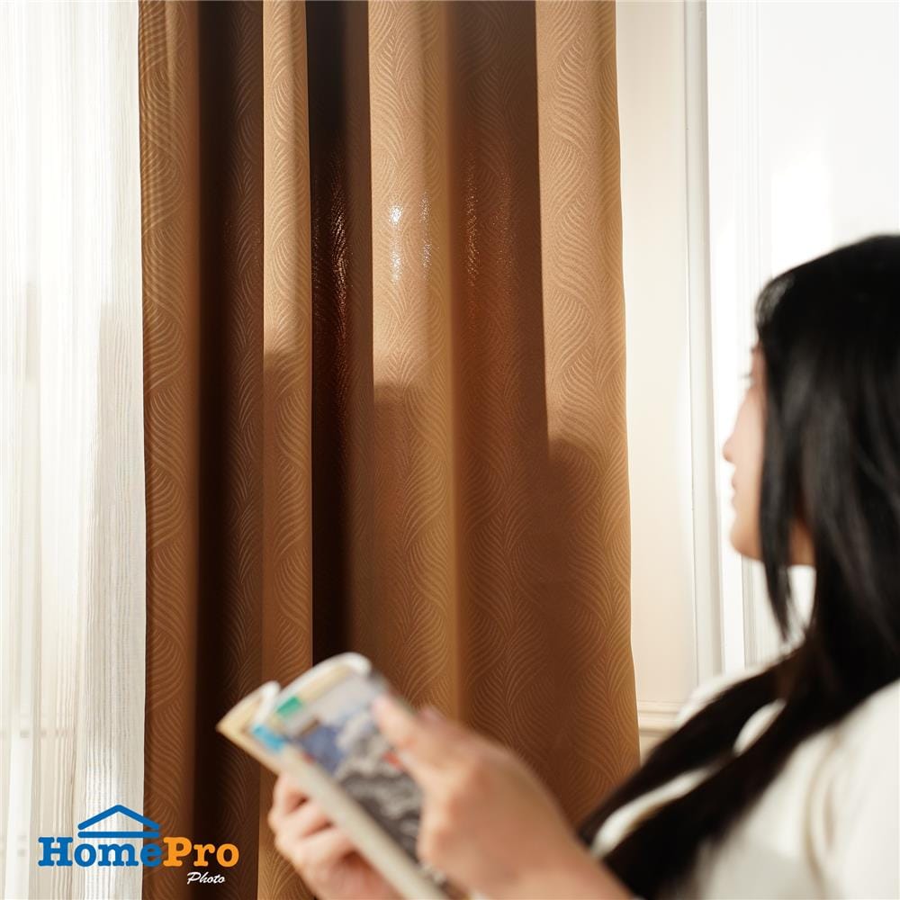 ผ้าม่าน EYELET HOME LIVING STYLE CURVE UV 140x220 ซม. สีน้ำตาล