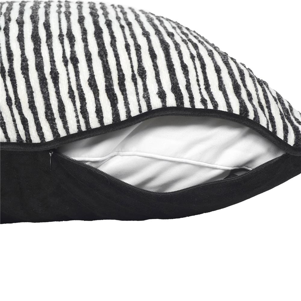 หมอนอิง HOME LIVING STYLE NINLI 18x18 นิ้ว สีดำ